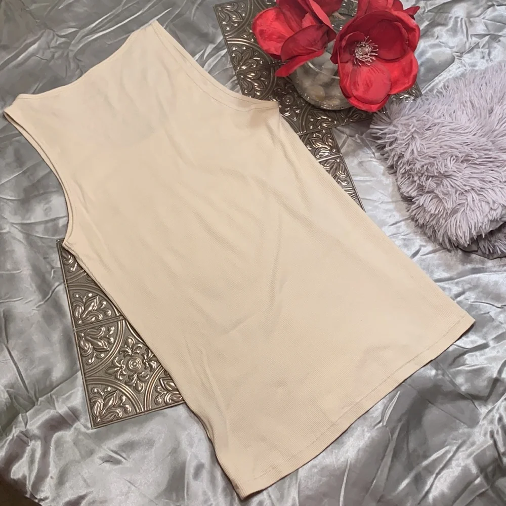 🌹Retro The Limited • Women's Beige & Gold Floral Perfect Tank Top - Picture 3 of 8
